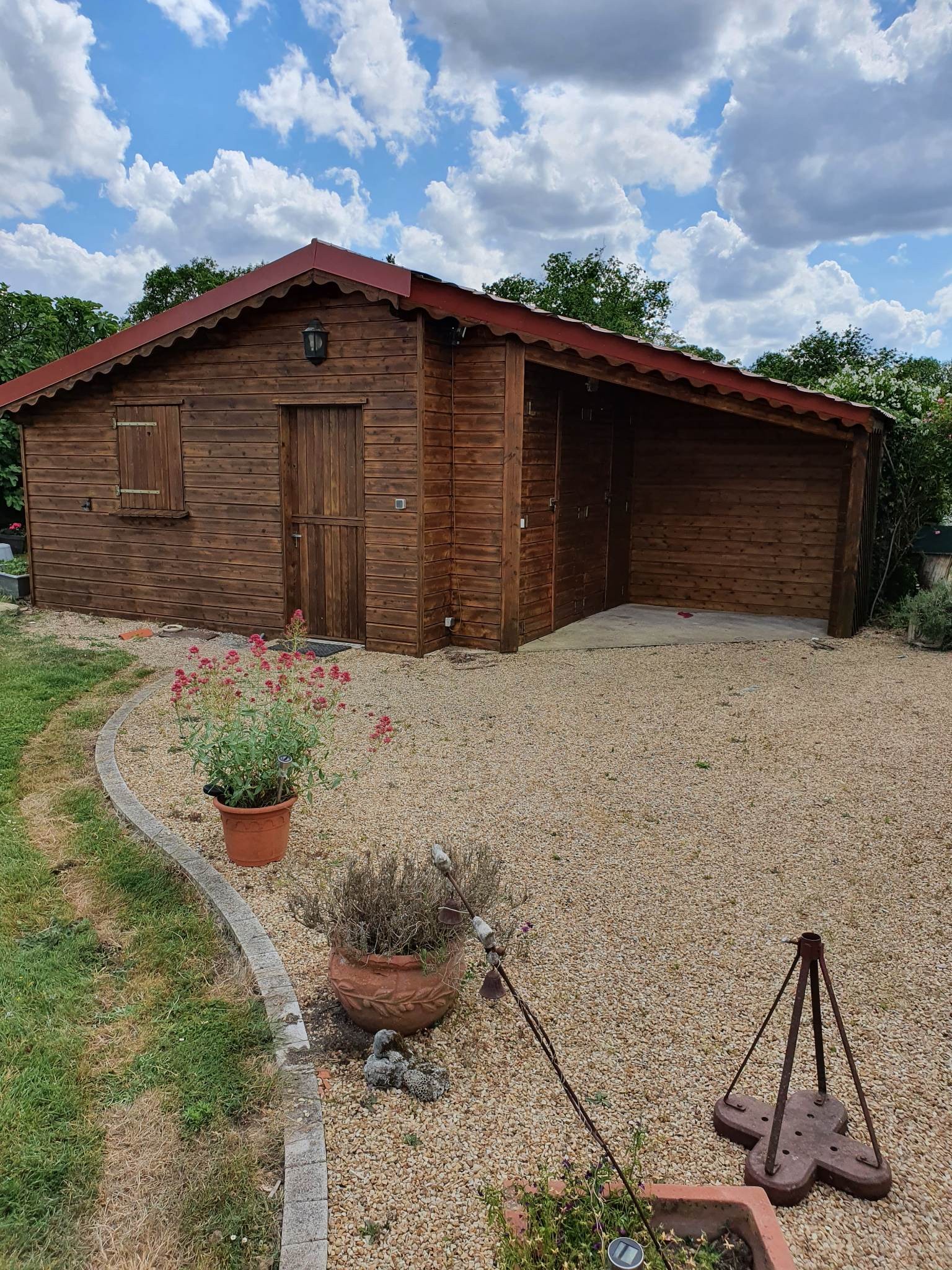 Lasure cabanon de jardin